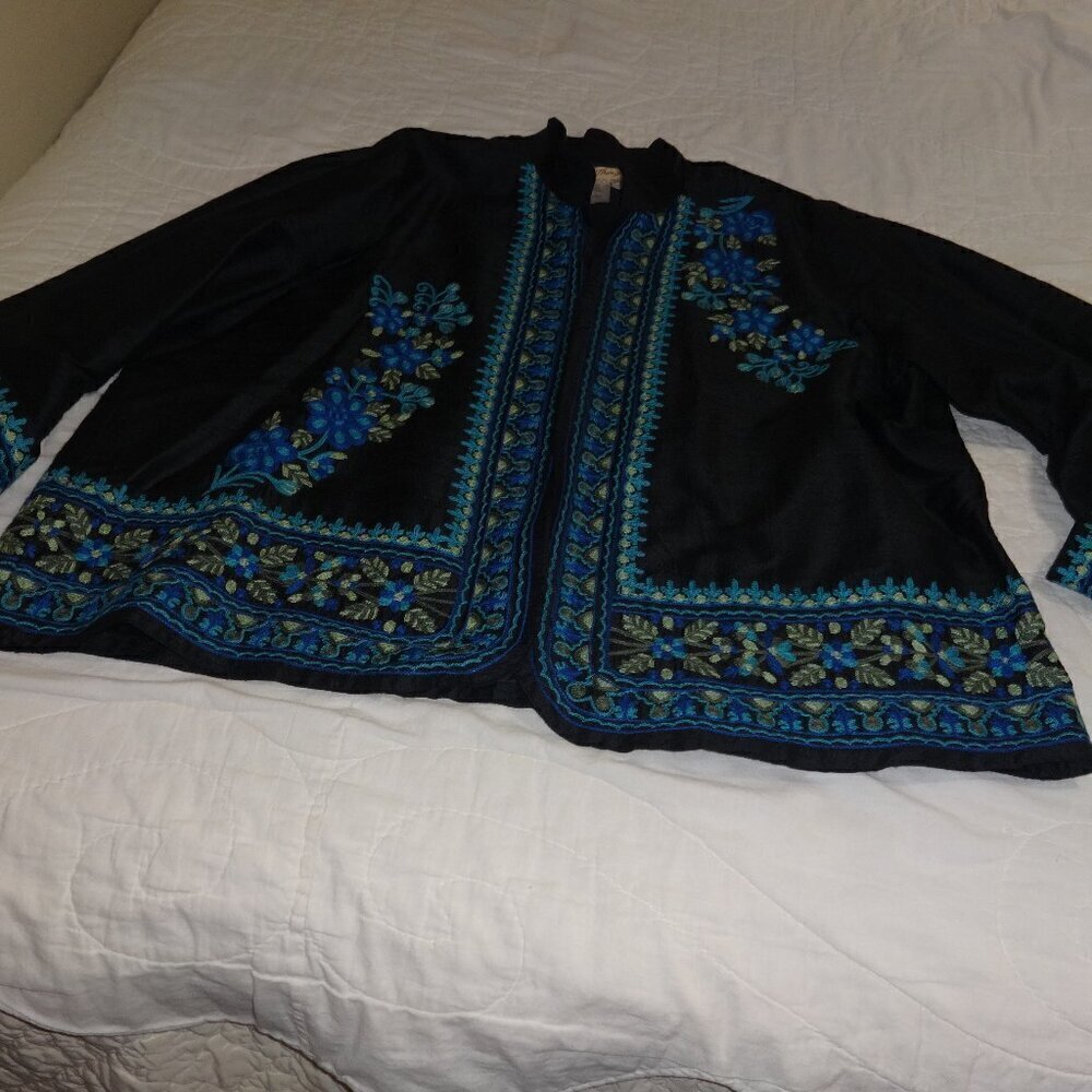 Norm Thompson Silk Black and Blue Floral Blazer 2x - Picture 10 of 16